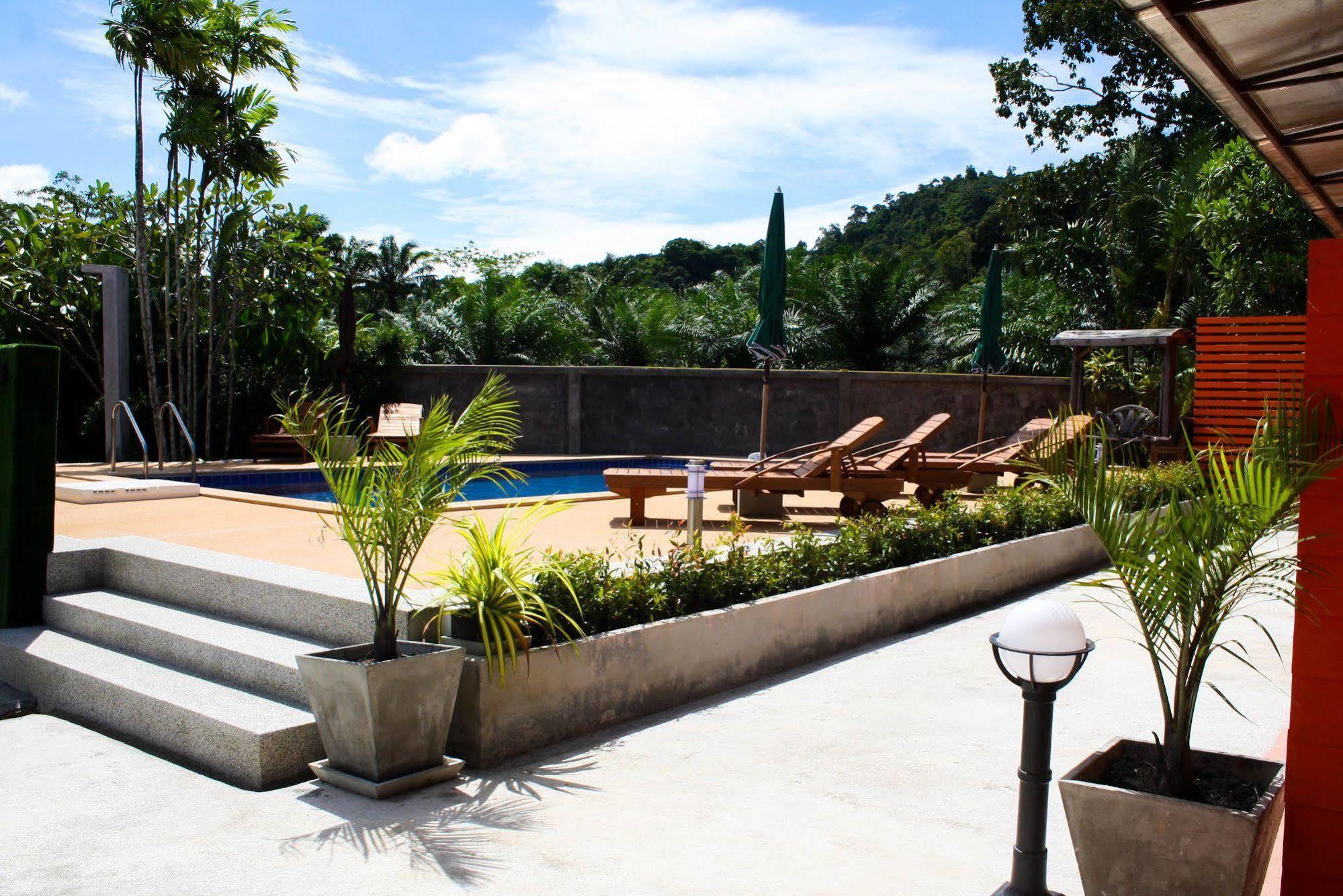 Suksai Buri Resort Ao Nang Exterior foto